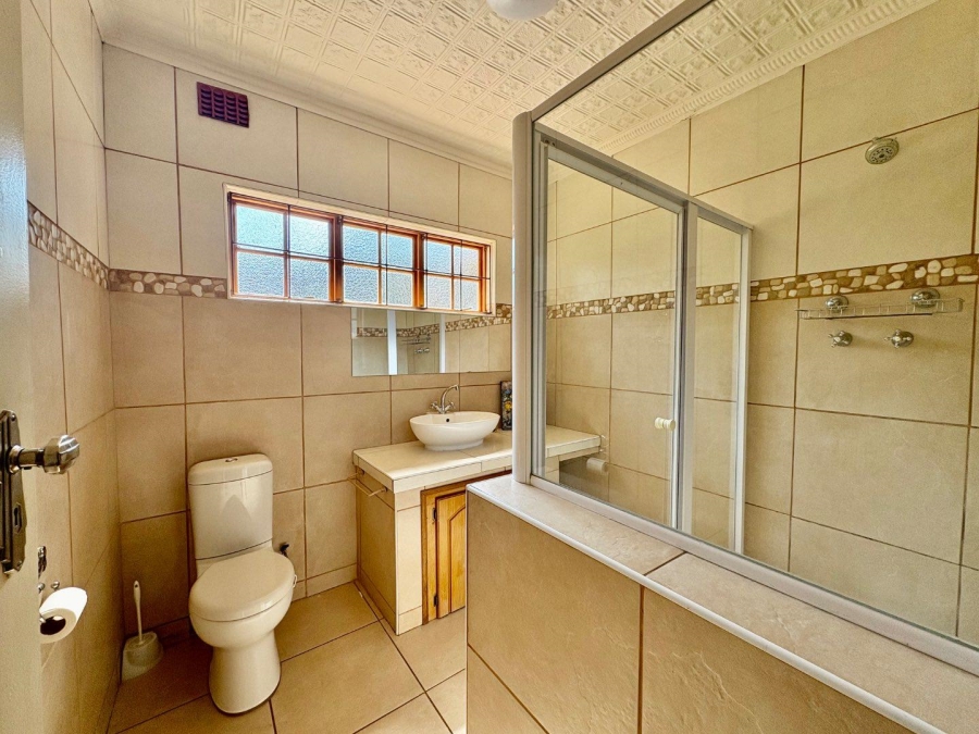 5 Bedroom Property for Sale in Westdene Free State